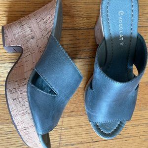 Chocolat Blu Blue Leather Cork Sandals Size 6.5